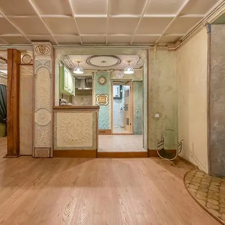 Beautiful One Bedroom In Old Town Apartment