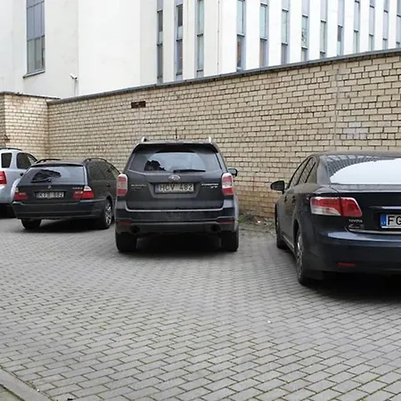 Beautiful One Bedroom In Old Town Апартаменты